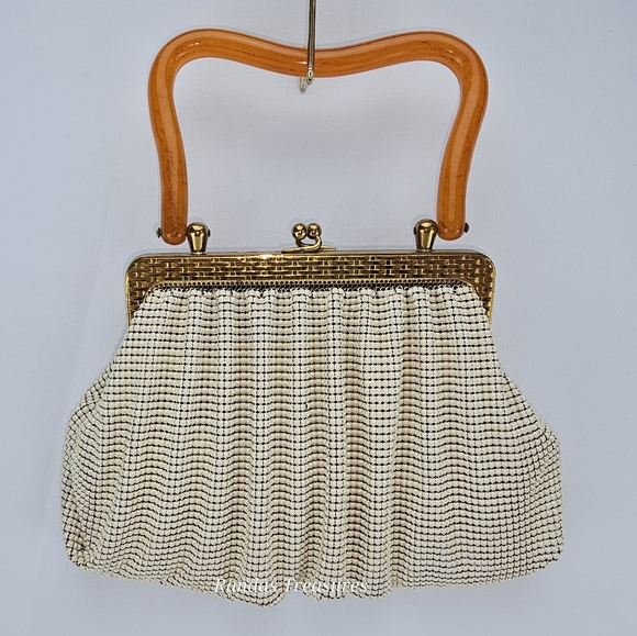 Vintage Whiting & Davis Co. Metal Mesh Hand Bag With Bakelite Handle - Picture 1 of 15